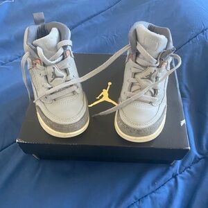 Jordan Kids' Gray Sneakers